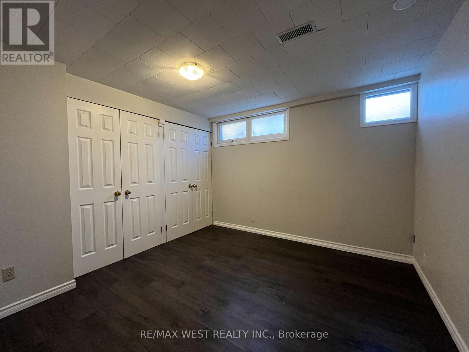 25 Norman Avenue, King, Ontario  L0G 1N0 - Photo 23 - N12434611
