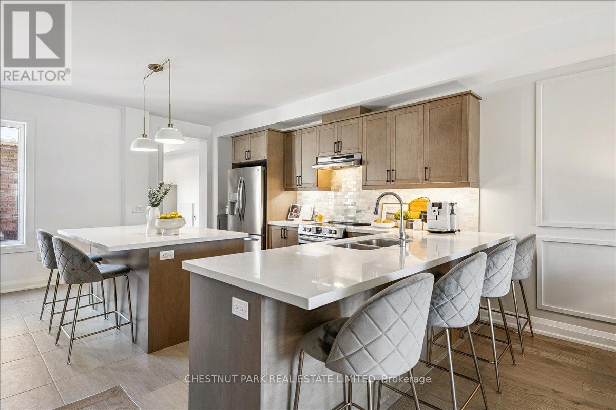 4005 Sixth Line, Oakville, Ontario  L6H 7C7 - Photo 13 - W12434549