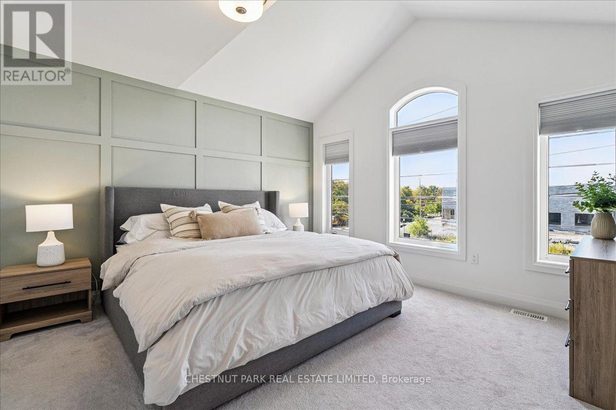 4005 Sixth Line, Oakville, Ontario  L6H 7C7 - Photo 21 - W12434549