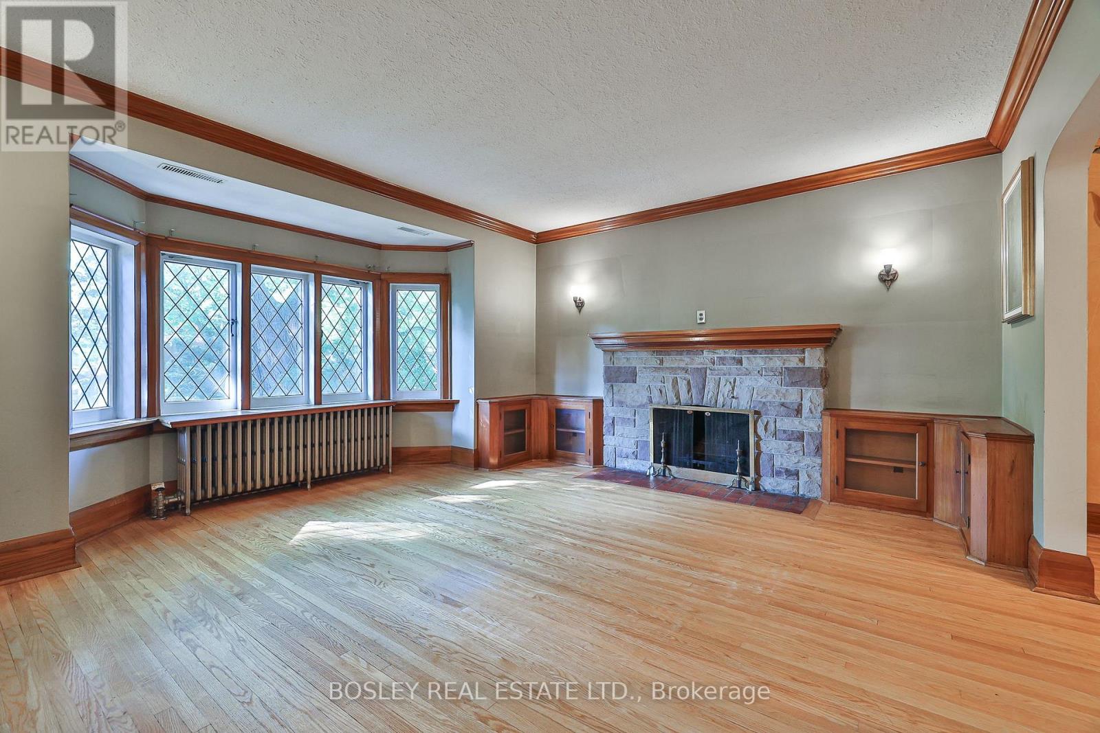 26 Holloway Road, Toronto (Islington-City Centre West), Ontario  M9A 1G1 - Photo 5 - W12434591