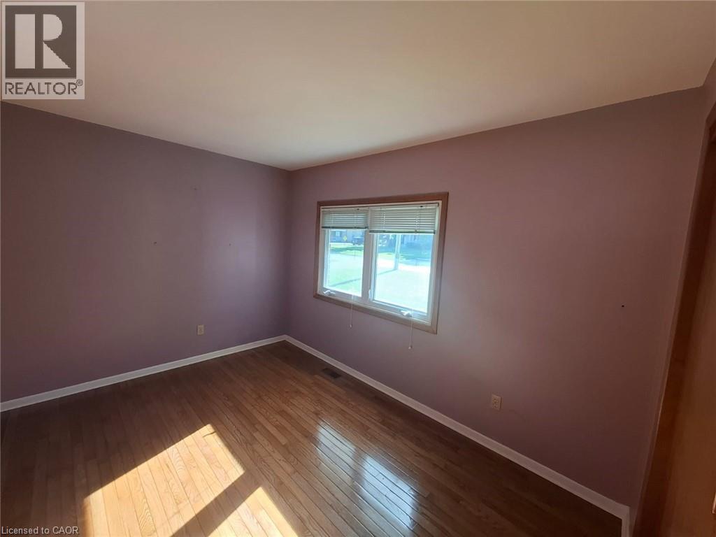 185 Front Street E, Strathroy, Ontario  N7G 1Y8 - Photo 12 - 40774919