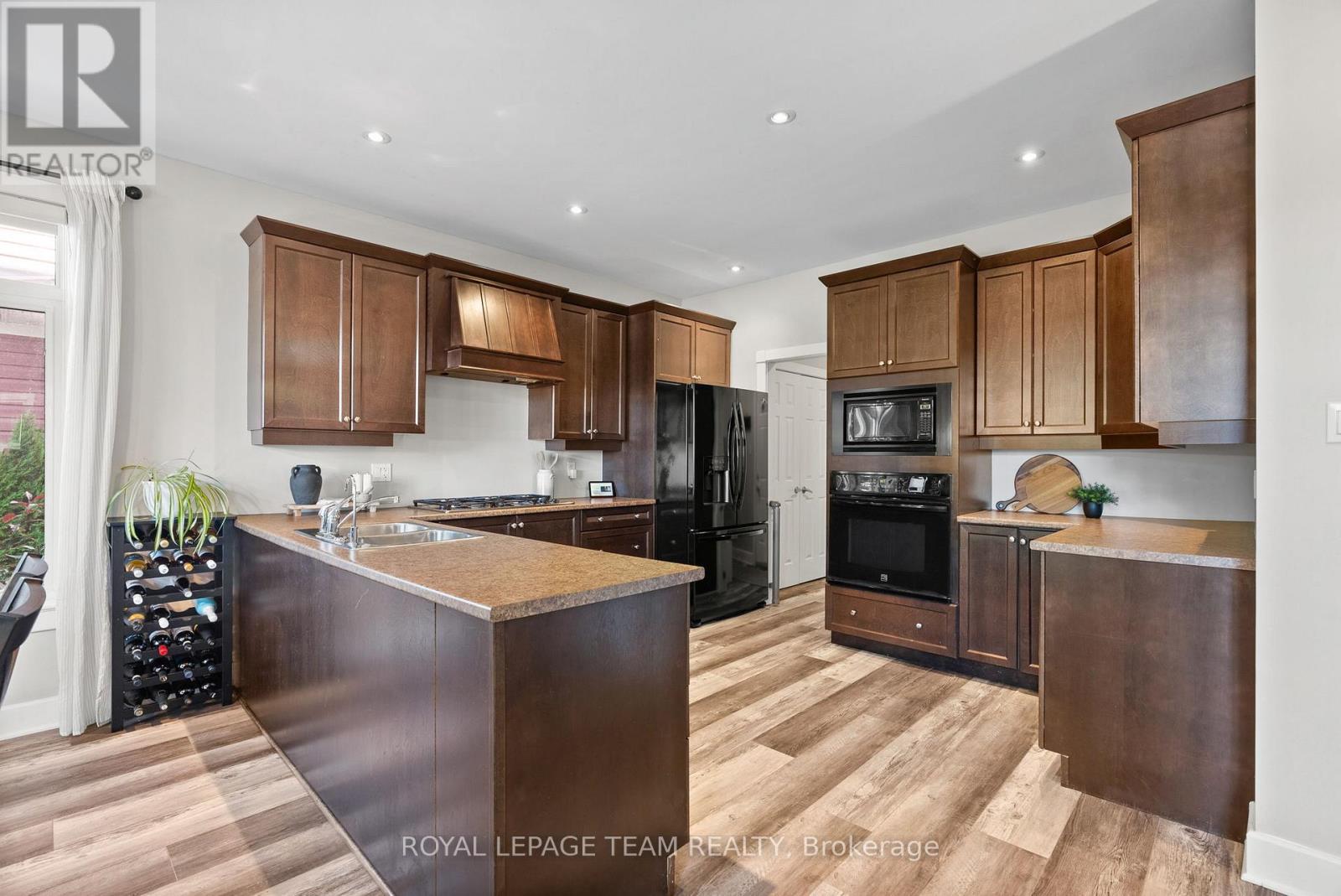 165 Bonnyley Crescent, North Grenville, Ontario  K0G 1J0 - Photo 12 - X12434347