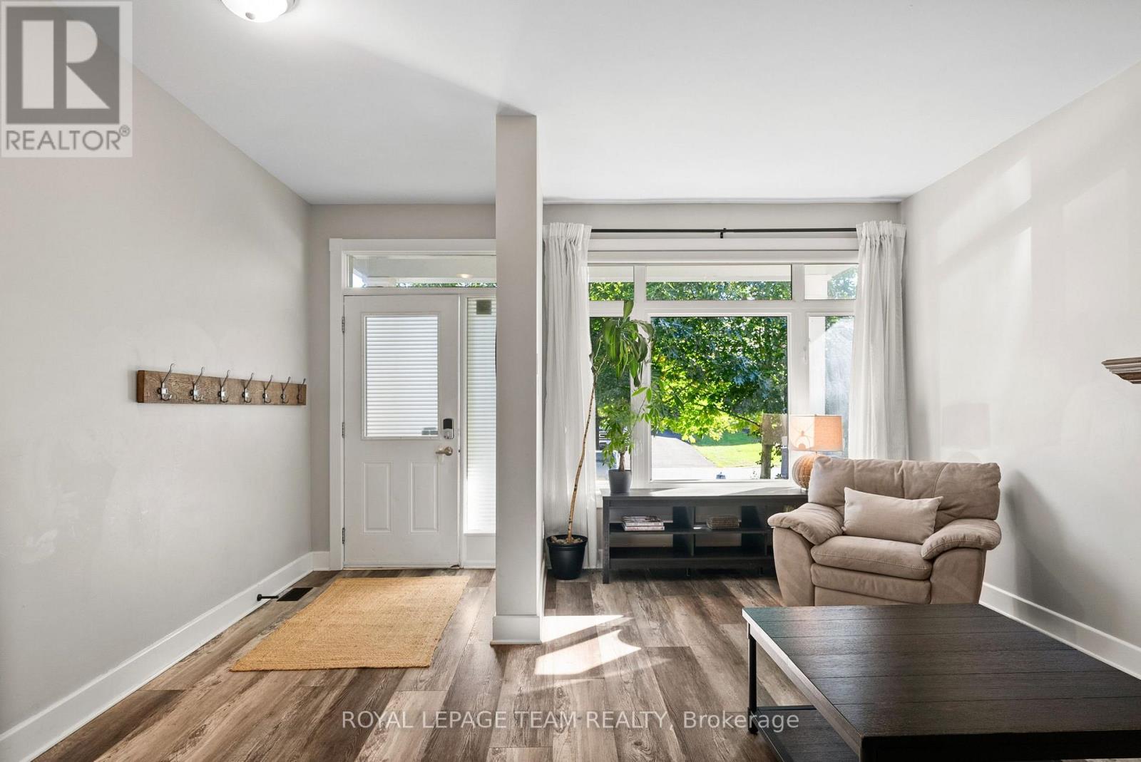 165 Bonnyley Crescent, North Grenville, Ontario  K0G 1J0 - Photo 4 - X12434347