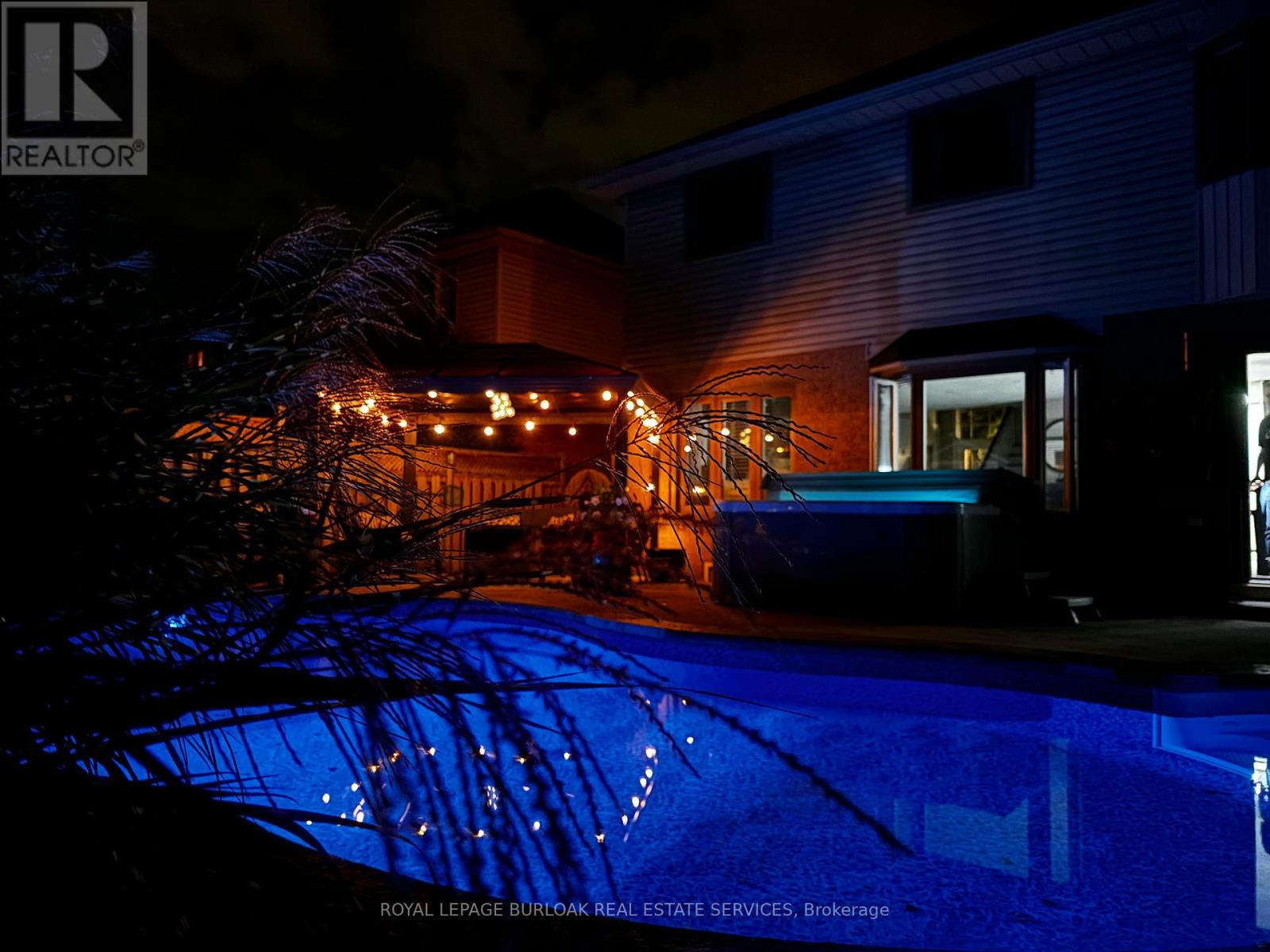 96 Laurendale Avenue, Hamilton, Ontario  L0R 2H3 - Photo 10 - X12434555