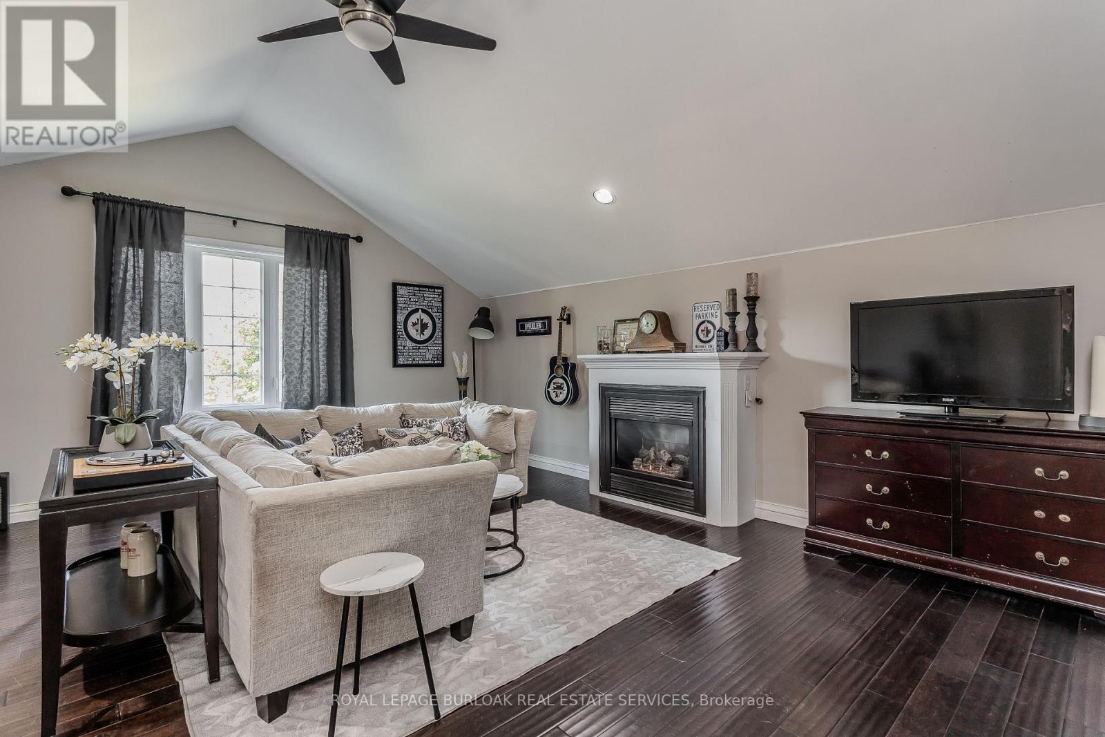 96 Laurendale Avenue, Hamilton, Ontario  L0R 2H3 - Photo 24 - X12434555