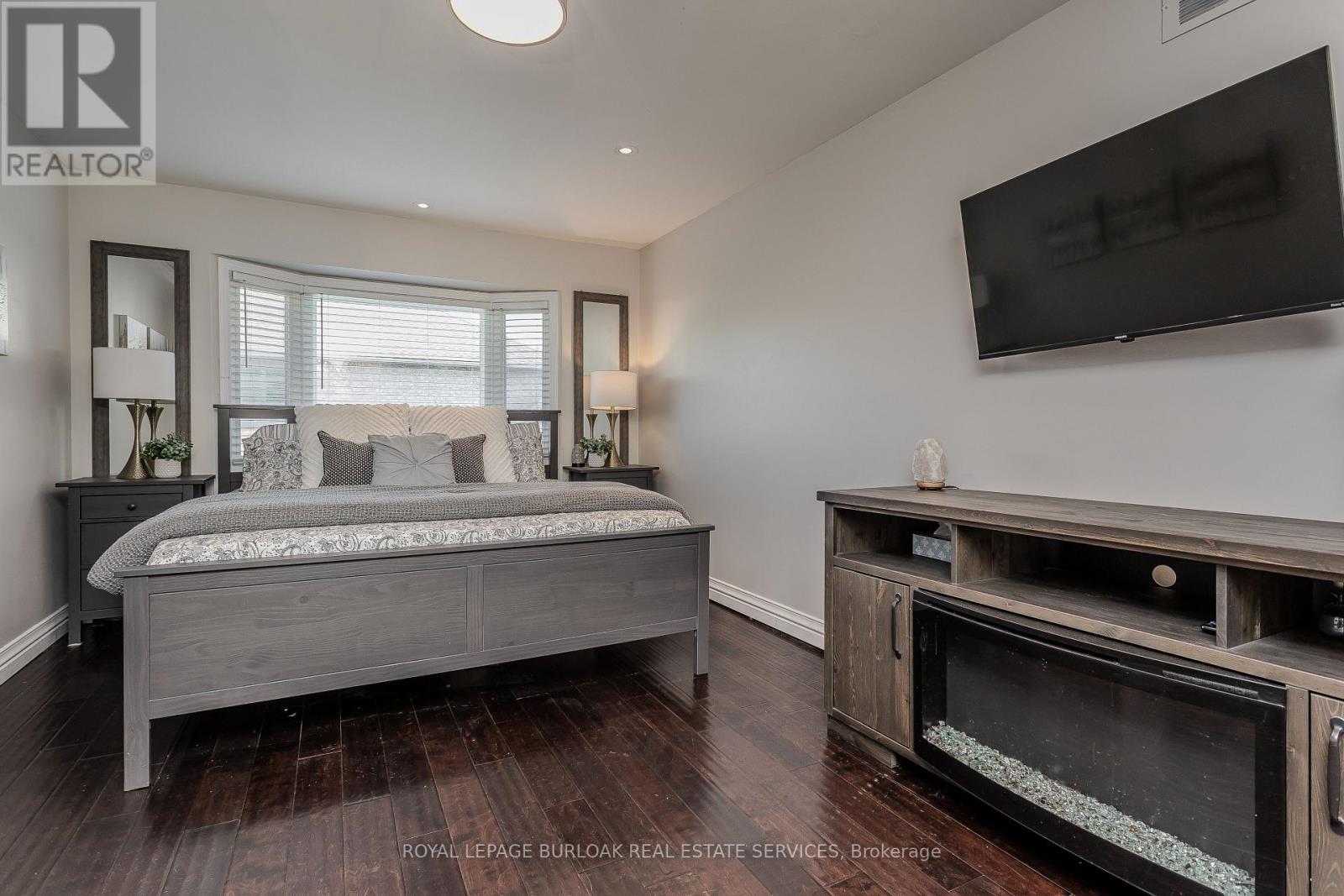 96 Laurendale Avenue, Hamilton, Ontario  L0R 2H3 - Photo 29 - X12434555