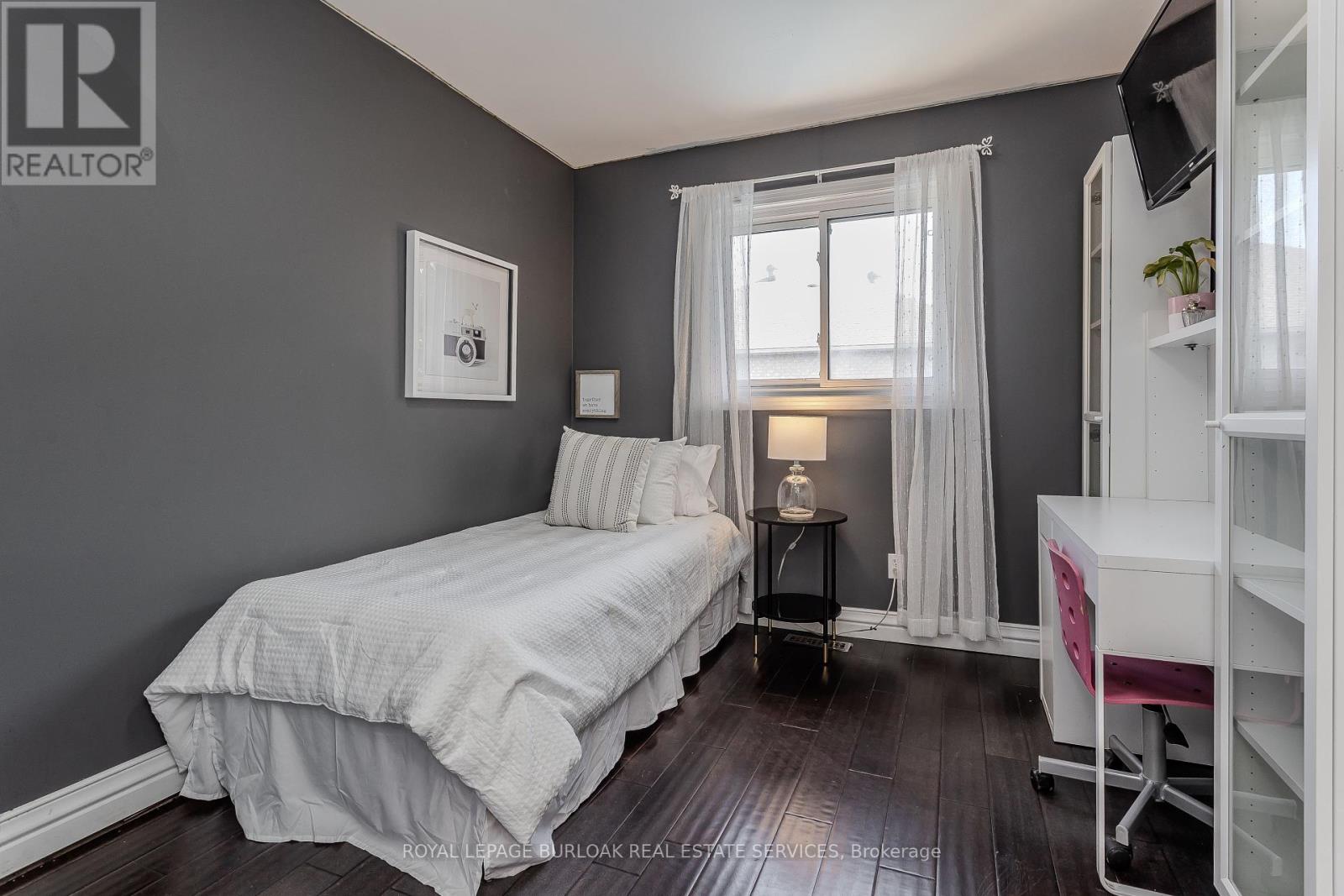 96 Laurendale Avenue, Hamilton, Ontario  L0R 2H3 - Photo 33 - X12434555