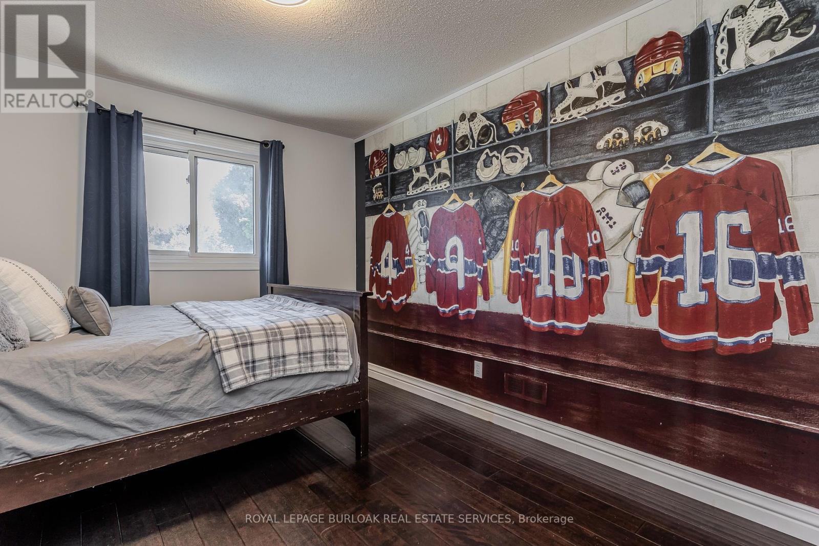 96 Laurendale Avenue, Hamilton, Ontario  L0R 2H3 - Photo 34 - X12434555