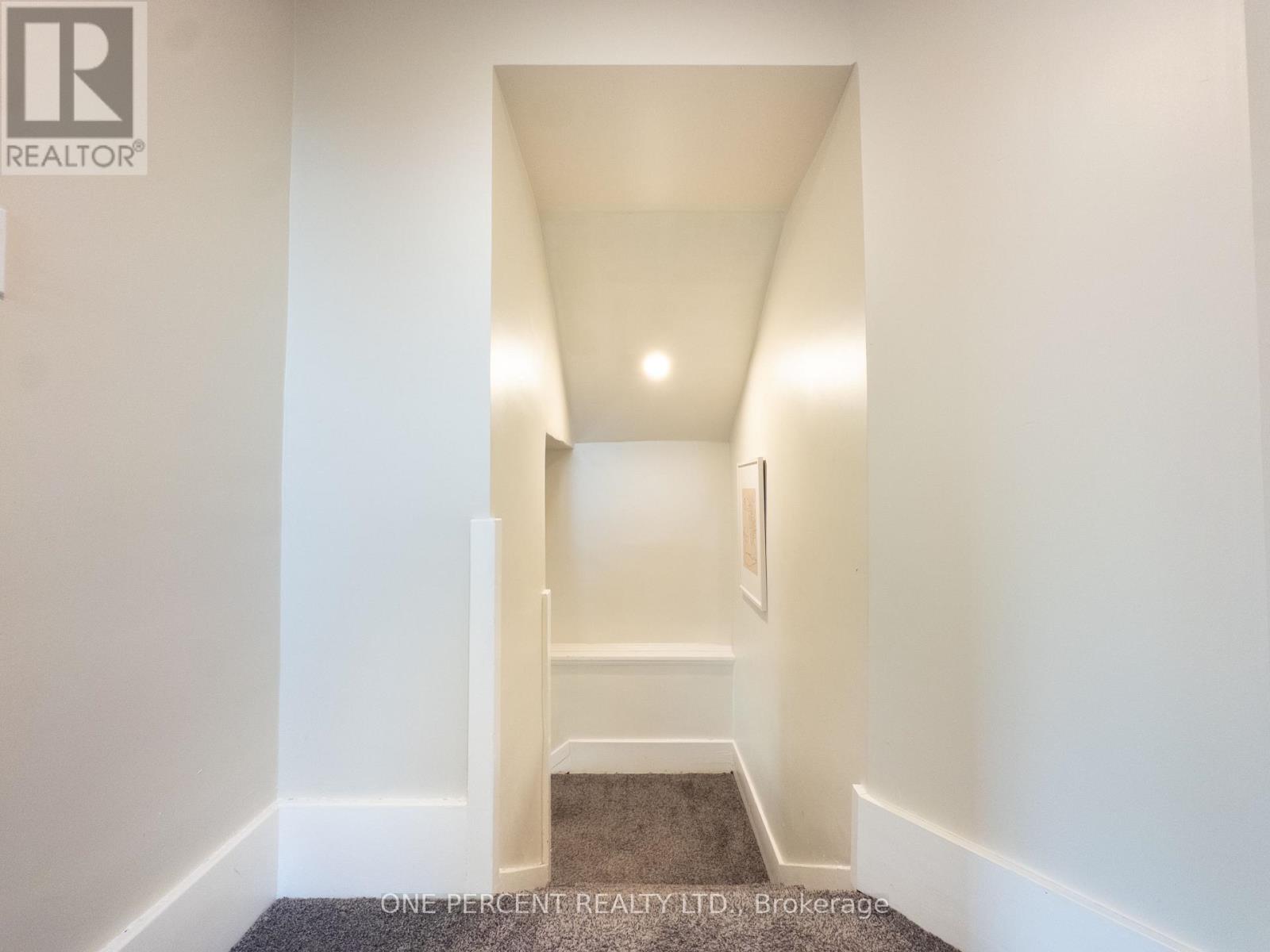 53 Highland Avenue, Belleville, Ontario  K8P 3R2 - Photo 30 - X12434564