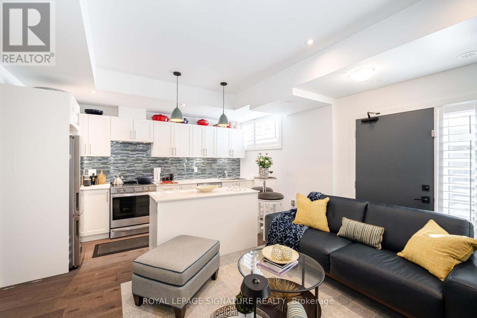 111 - 1085 Douglas Mccurdy Common, Mississauga, Ontario  L5G 0C6 - Photo 6 - W12369687