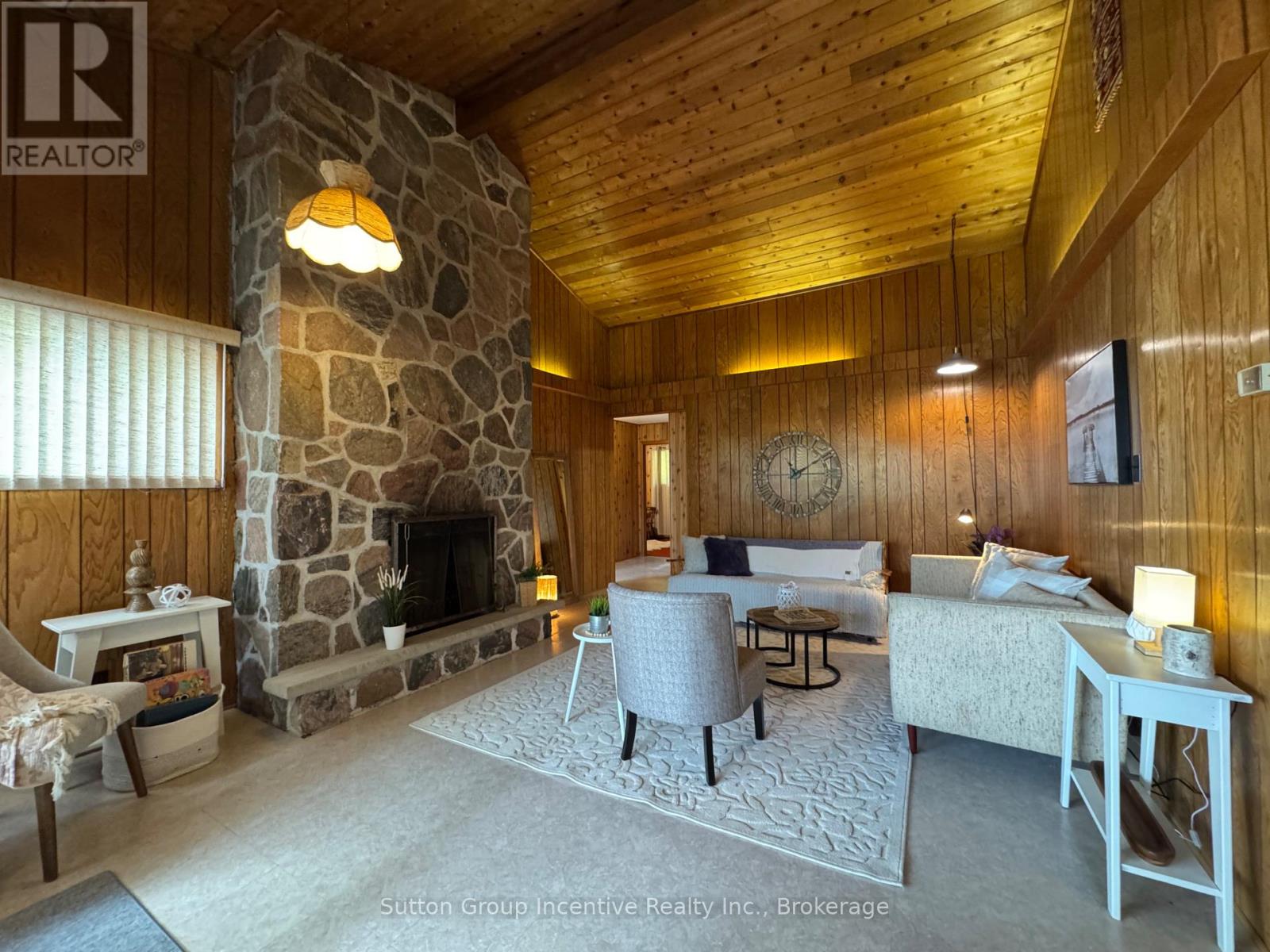 1017 Goldfinch Court, Gravenhurst, Ontario  P0E 1G0 - Photo 12 - X12177770