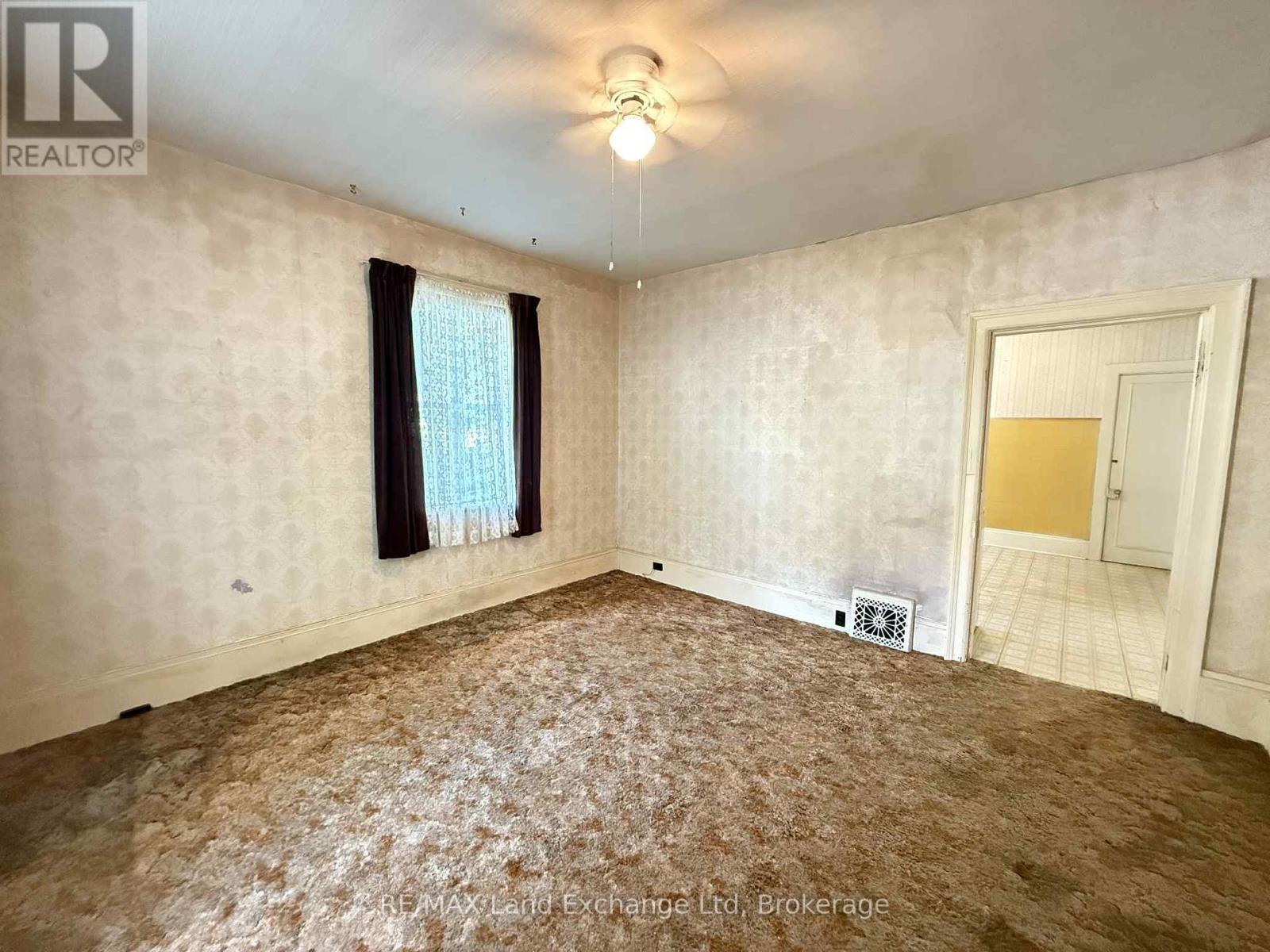 66 Diagonal Road, North Huron, Ontario  N0G 2W0 - Photo 11 - X12431710