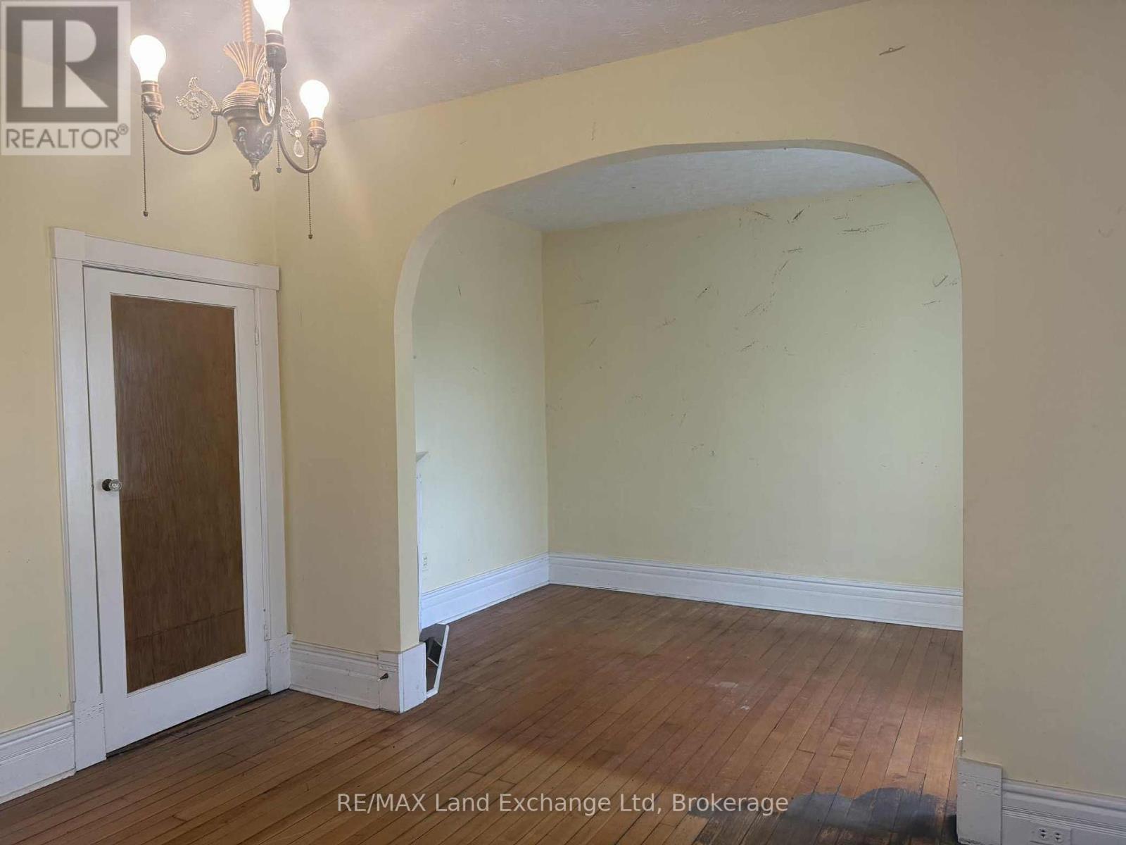66 Diagonal Road, North Huron, Ontario  N0G 2W0 - Photo 12 - X12431710