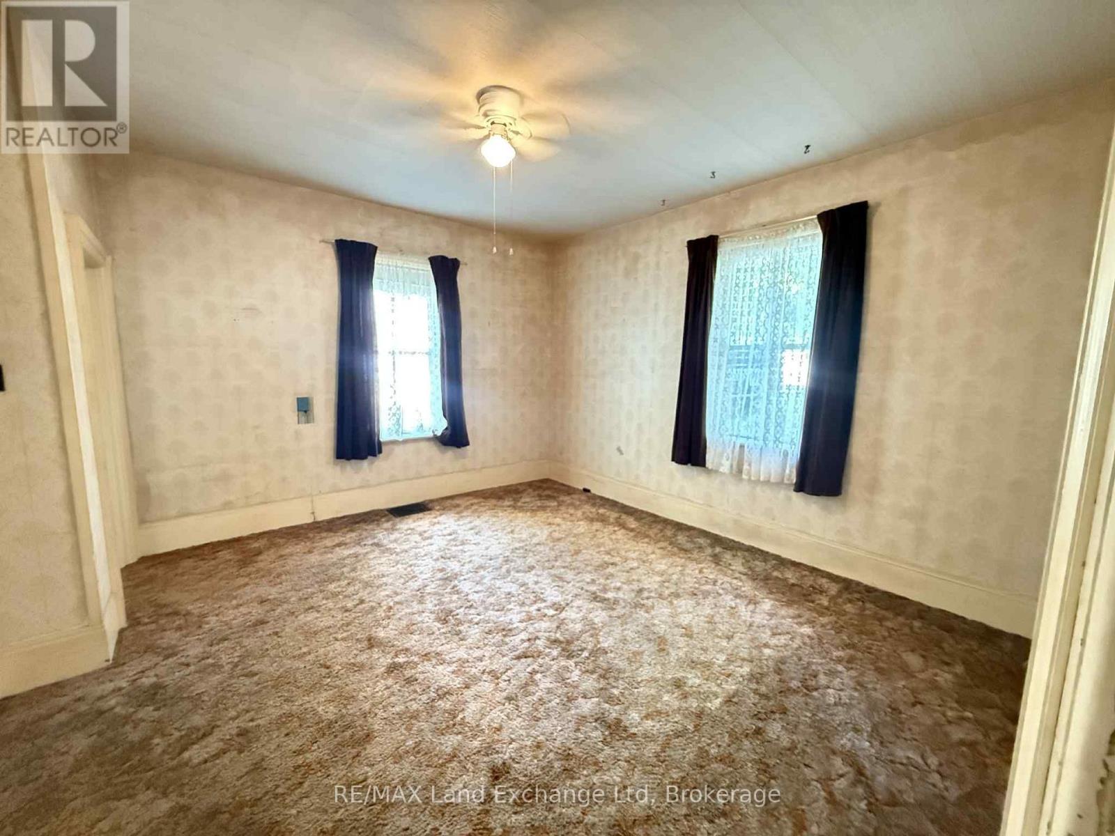 66 Diagonal Road, North Huron, Ontario  N0G 2W0 - Photo 10 - X12431710