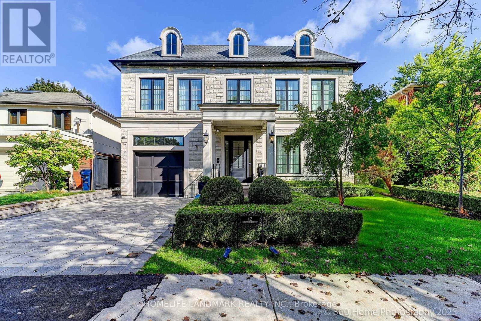 42 FOURSOME CRESCENT, Toronto, Ontario