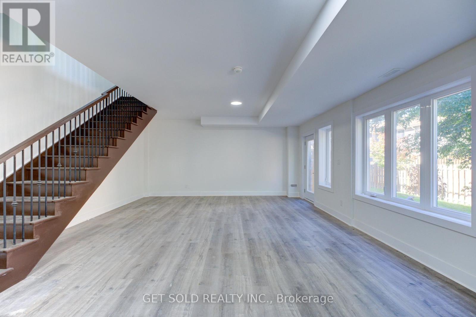 5 - 6701 Thorold Stone Road, Niagara Falls, Ontario  L2J 1B3 - Photo 9 - X12421221