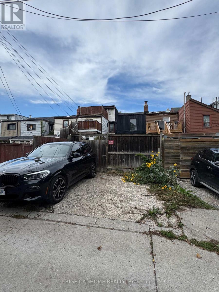 755 Gerrard Street E, Toronto, Ontario  M4M 1Y5 - Photo 19 - E12417390