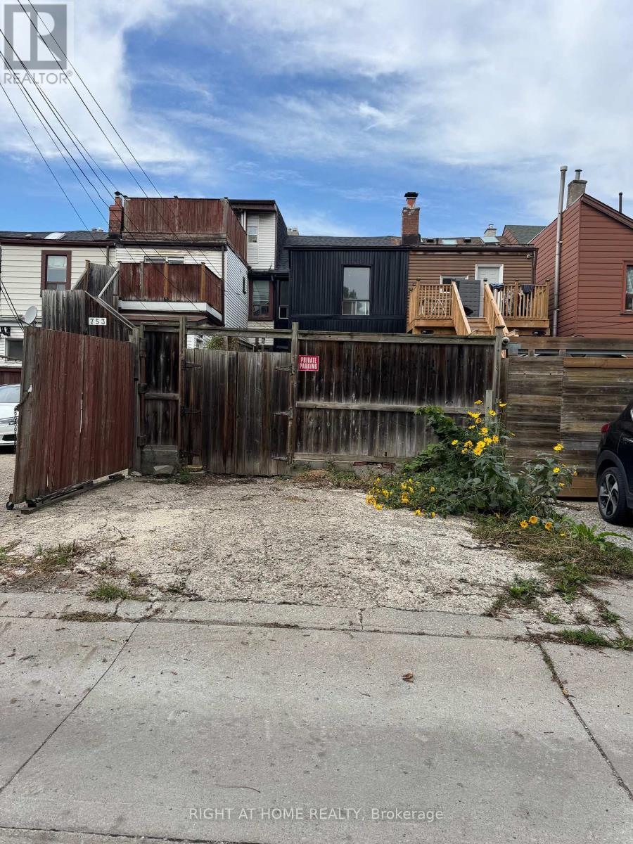 755 Gerrard Street E, Toronto, Ontario  M4M 1Y5 - Photo 20 - E12417390