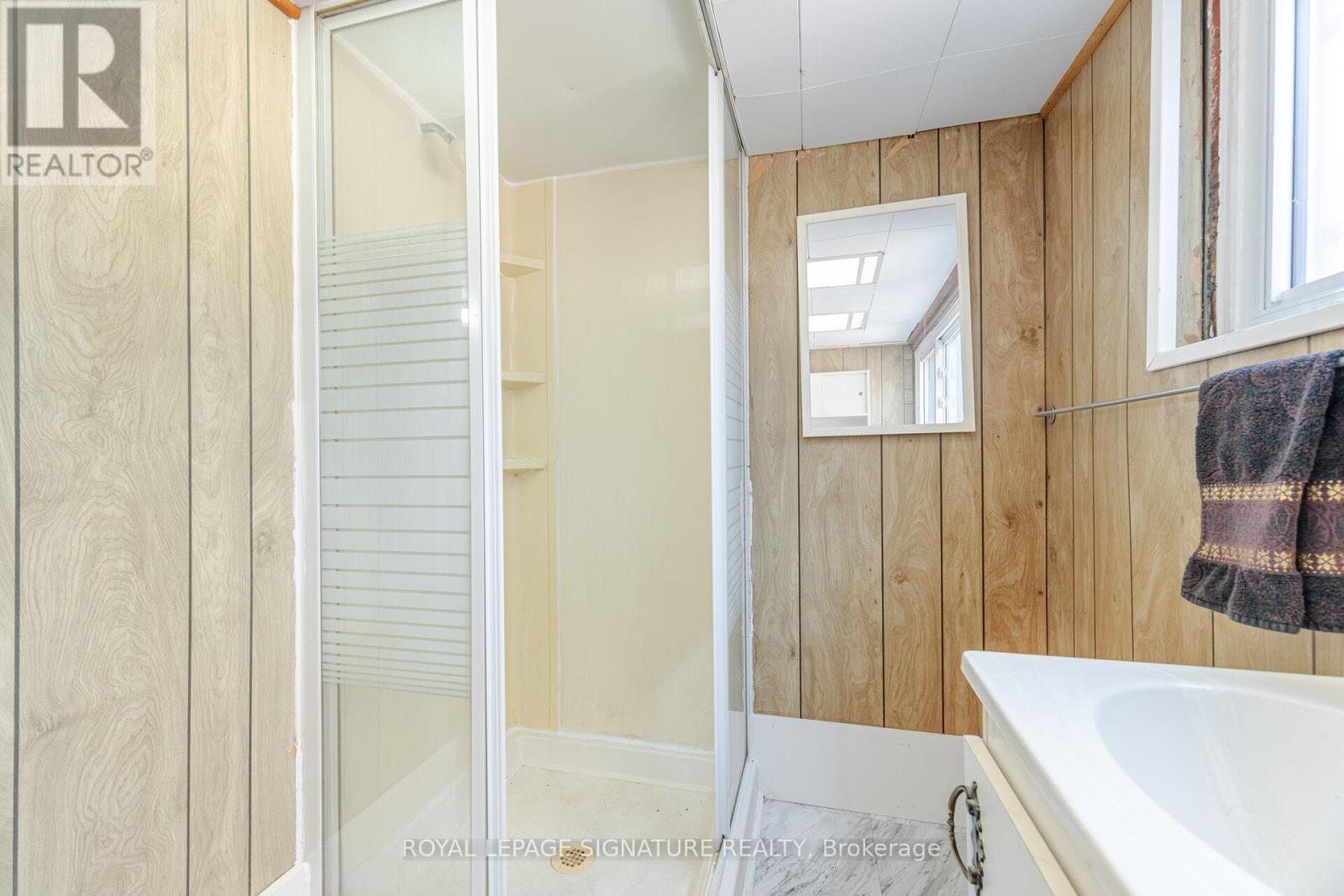 24 Lesbury Avenue, Brampton, Ontario  L6W 3A4 - Photo 21 - W12383310