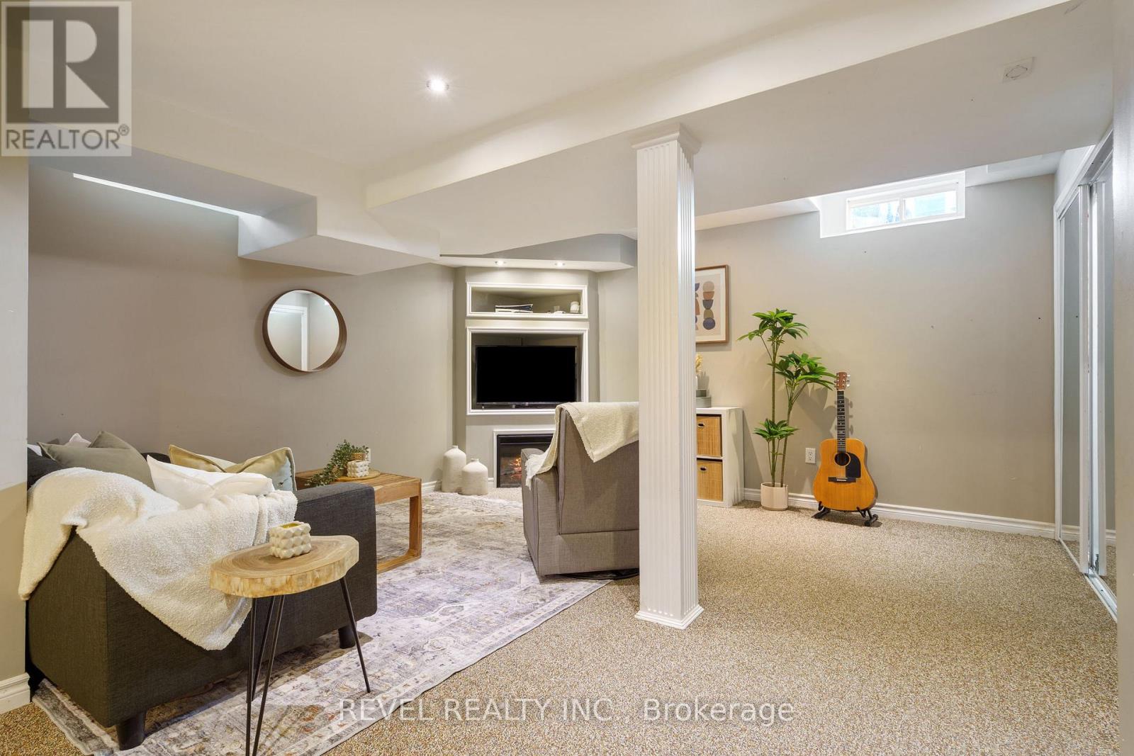 14 Fox Run, Hamilton, Ontario  L0R 2H8 - Photo 28 - X12433372