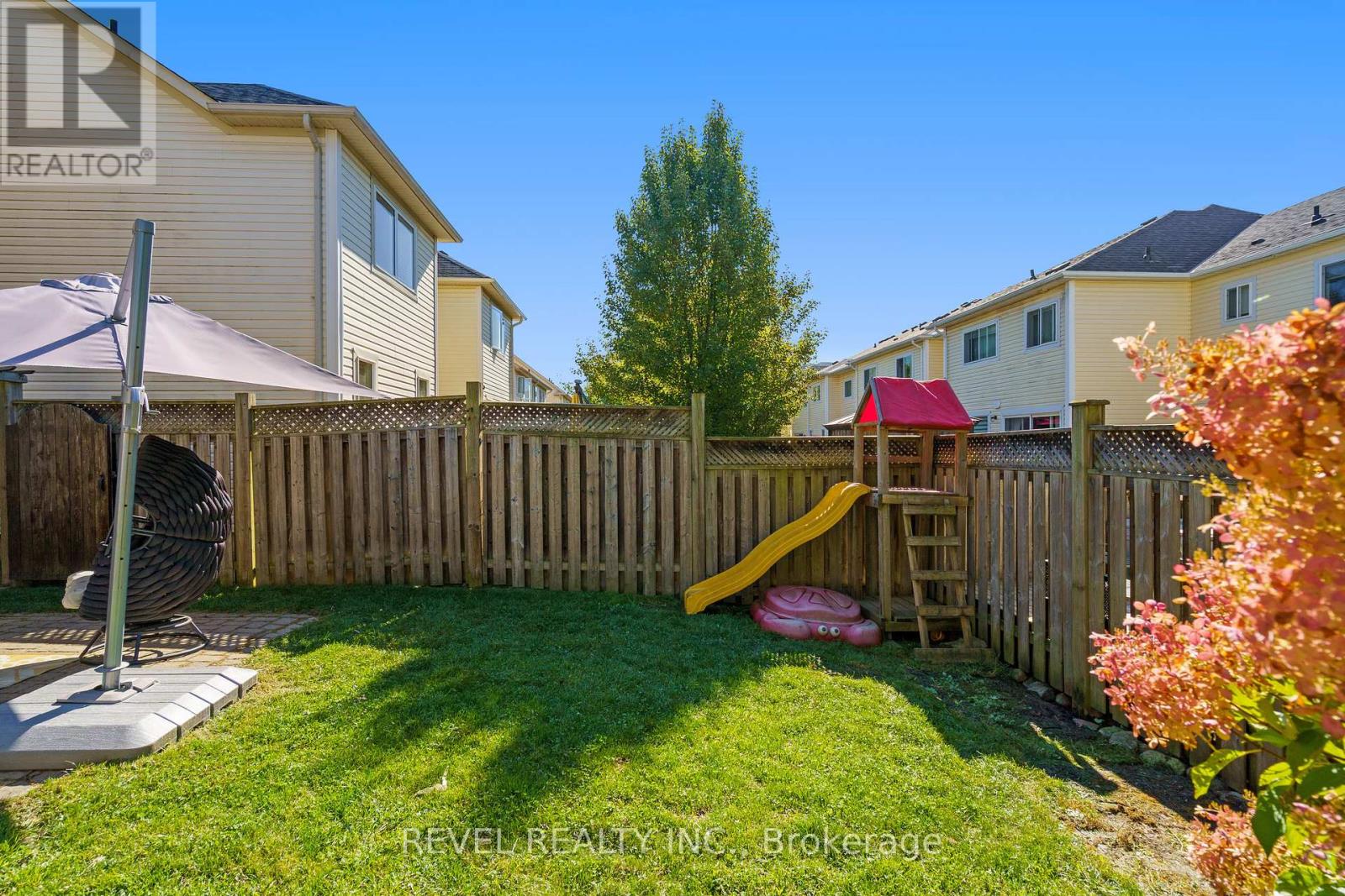 14 Fox Run, Hamilton, Ontario  L0R 2H8 - Photo 38 - X12433372