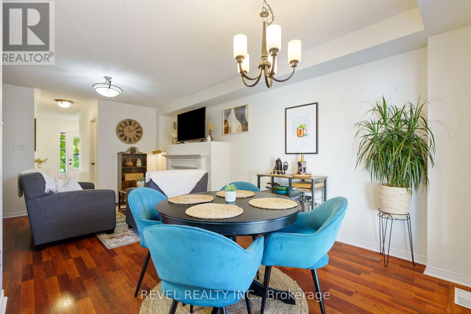 14 Fox Run, Hamilton, Ontario  L0R 2H8 - Photo 9 - X12433372