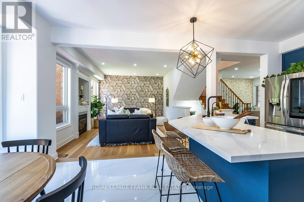 1533 Clearbrook Drive, Oshawa, Ontario  L1K 2P6 - Photo 9 - E12434783