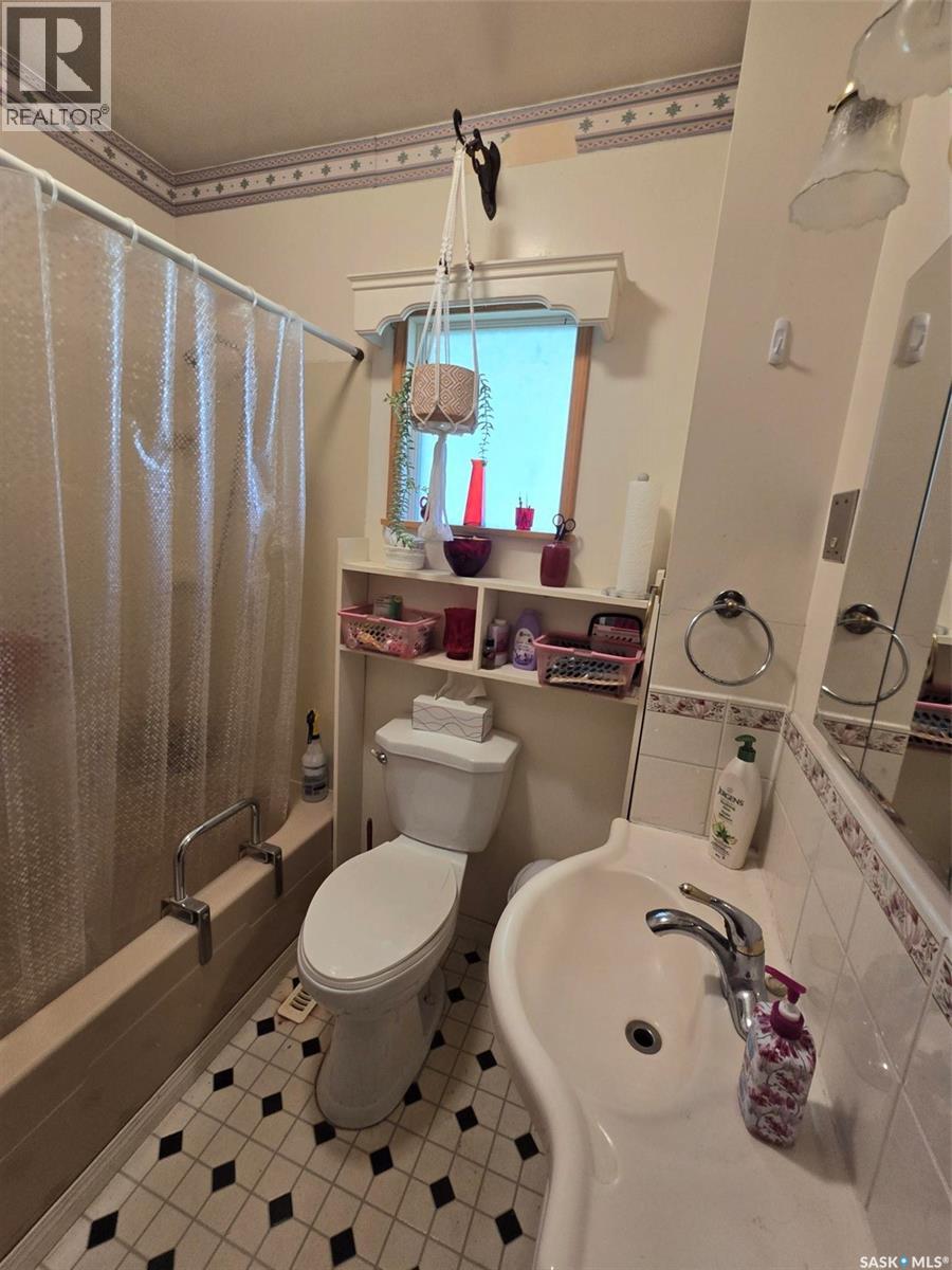 501 Stella Street, Grenfell, Saskatchewan  S0G 2B0 - Photo 27 - SK019645