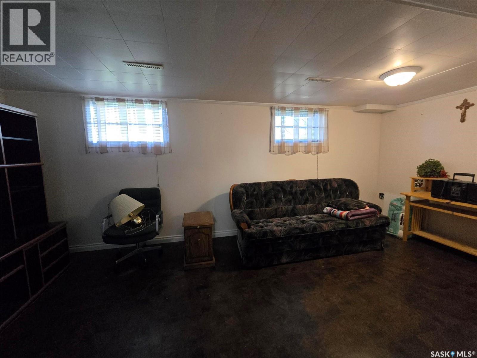 501 Stella Street, Grenfell, Saskatchewan  S0G 2B0 - Photo 34 - SK019645