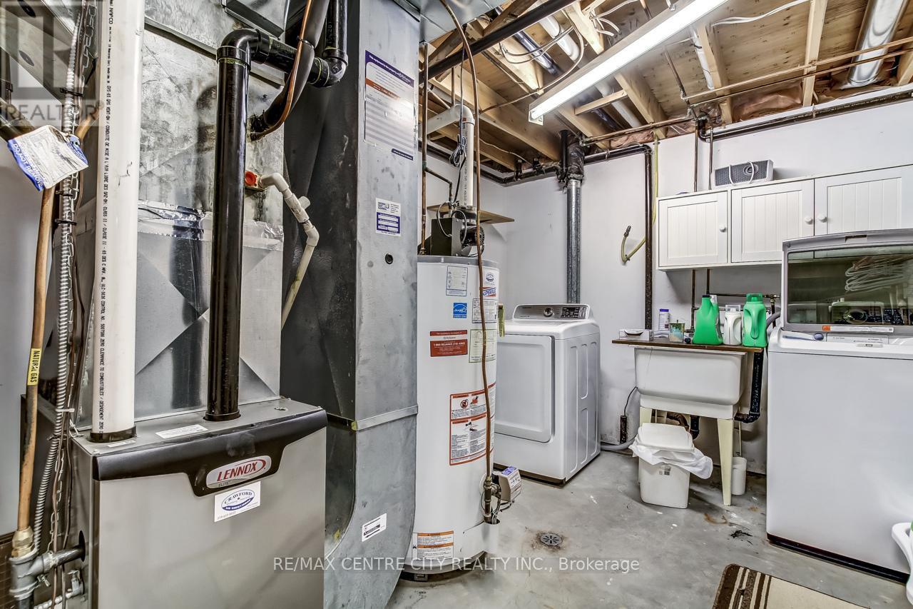 557 Wellington Street, St. Thomas, Ontario  N5R 6G2 - Photo 18 - X12434769