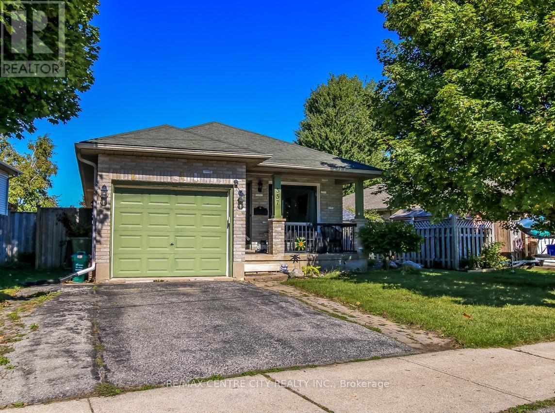 557 Wellington Street, St. Thomas, Ontario  N5R 6G2 - Photo 23 - X12434769