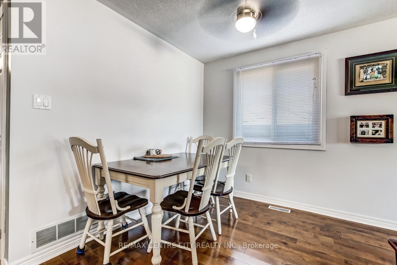 557 Wellington Street, St. Thomas, Ontario  N5R 6G2 - Photo 6 - X12434769