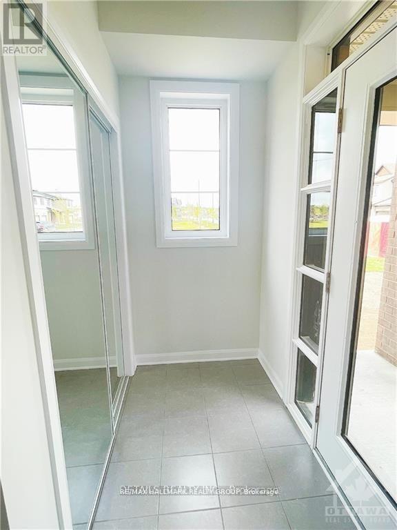 81 Osler Street, Ottawa, Ontario  K2W 0M2 - Photo 2 - X12434755