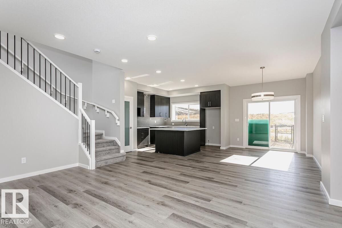 2607 5 Av Sw, Edmonton, Alberta  T6X 3J1 - Photo 6 - E4434552