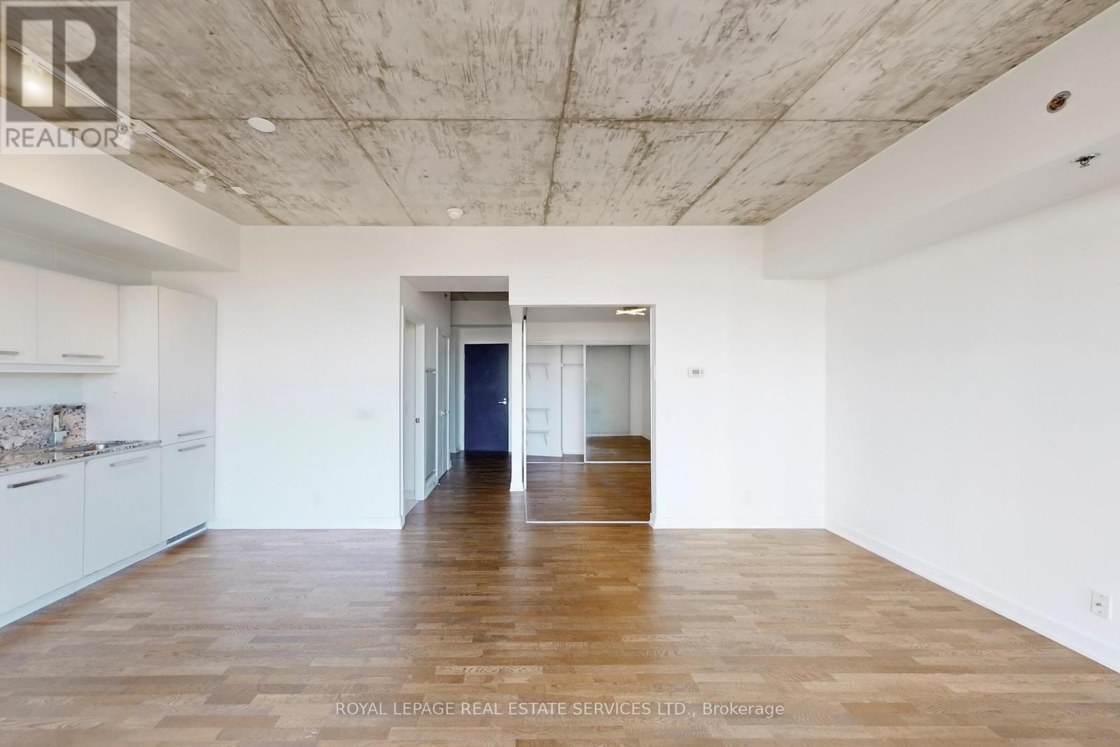 803 - 15 Beverley Street, Toronto, Ontario  M5T 1X8 - Photo 12 - C12434651