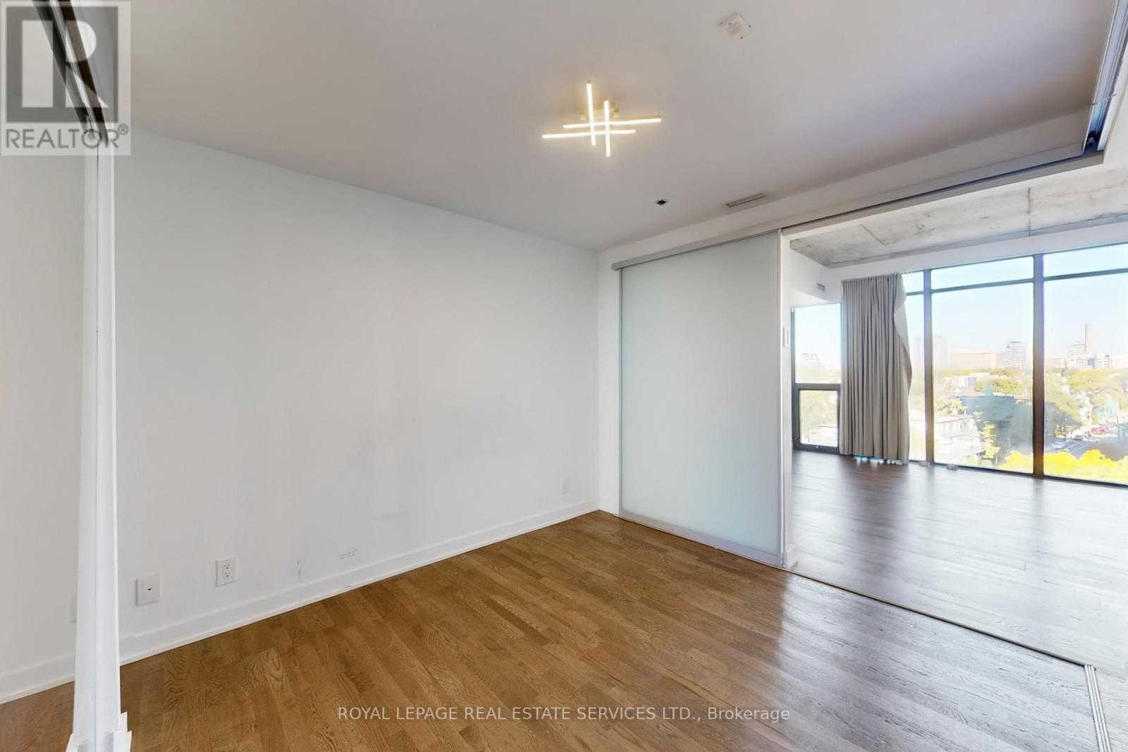 803 - 15 Beverley Street, Toronto, Ontario  M5T 1X8 - Photo 20 - C12434651