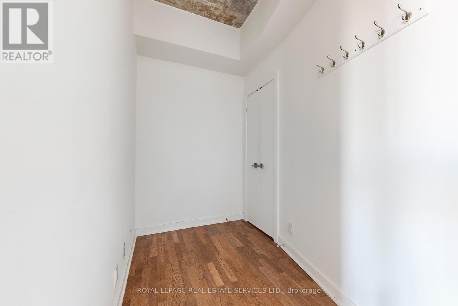 803 - 15 Beverley Street, Toronto, Ontario  M5T 1X8 - Photo 21 - C12434651