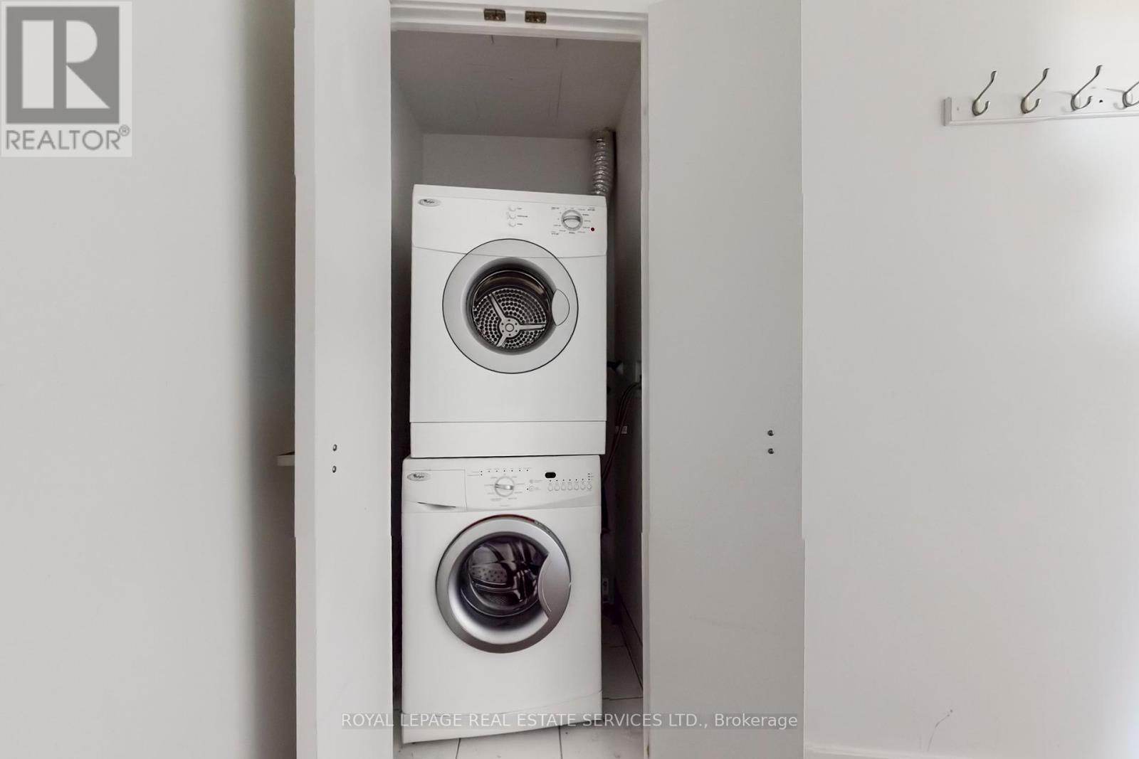 803 - 15 Beverley Street, Toronto, Ontario  M5T 1X8 - Photo 25 - C12434651