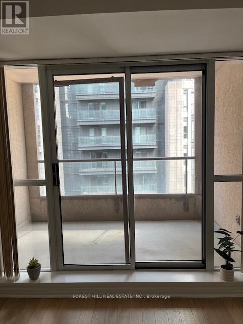 505 - 925 Bay Street, Toronto, Ontario  M5S 3L4 - Photo 17 - C12434702