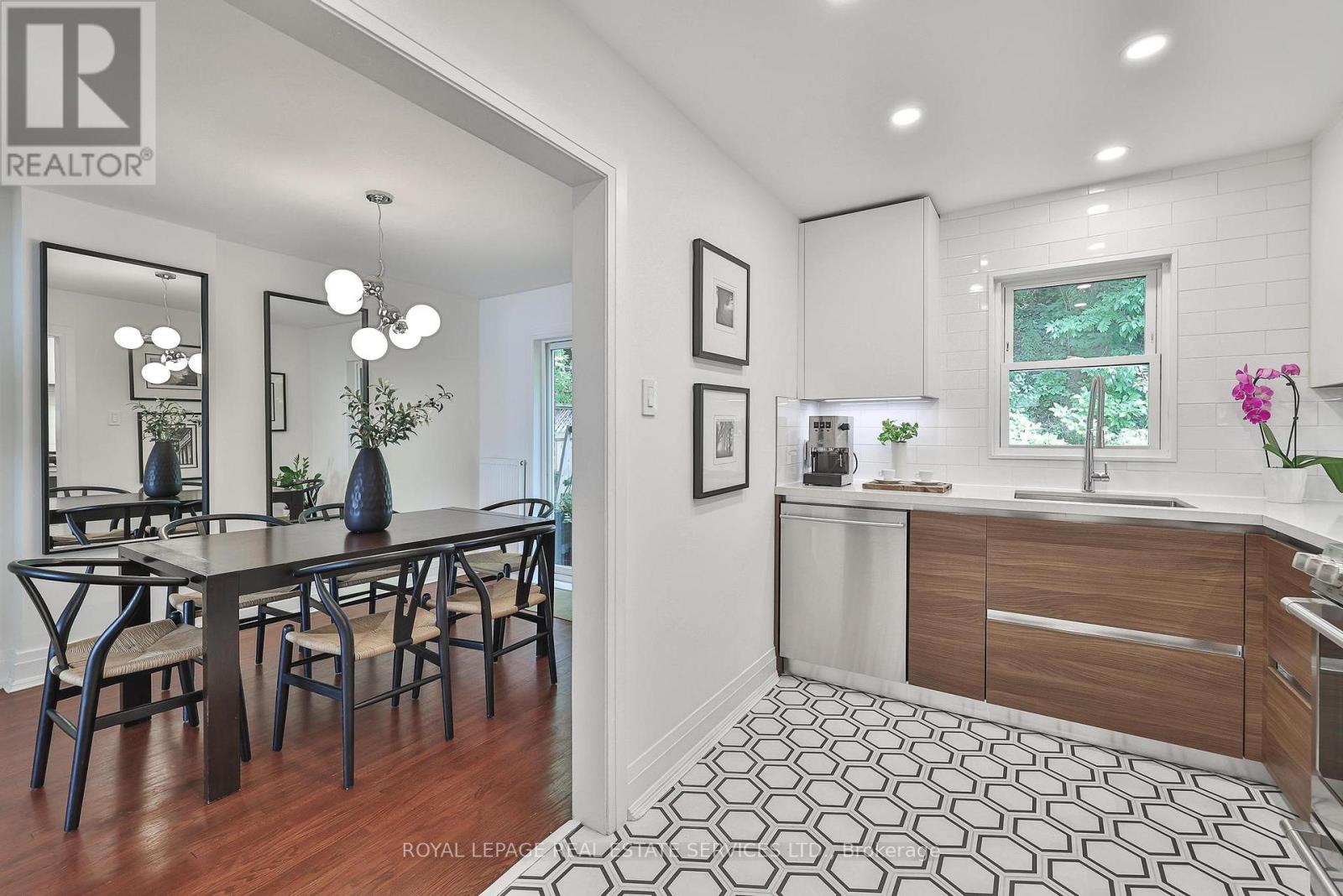 618 Davenport Road, Toronto, Ontario  M5R 1K9 - Photo 14 - C12434703
