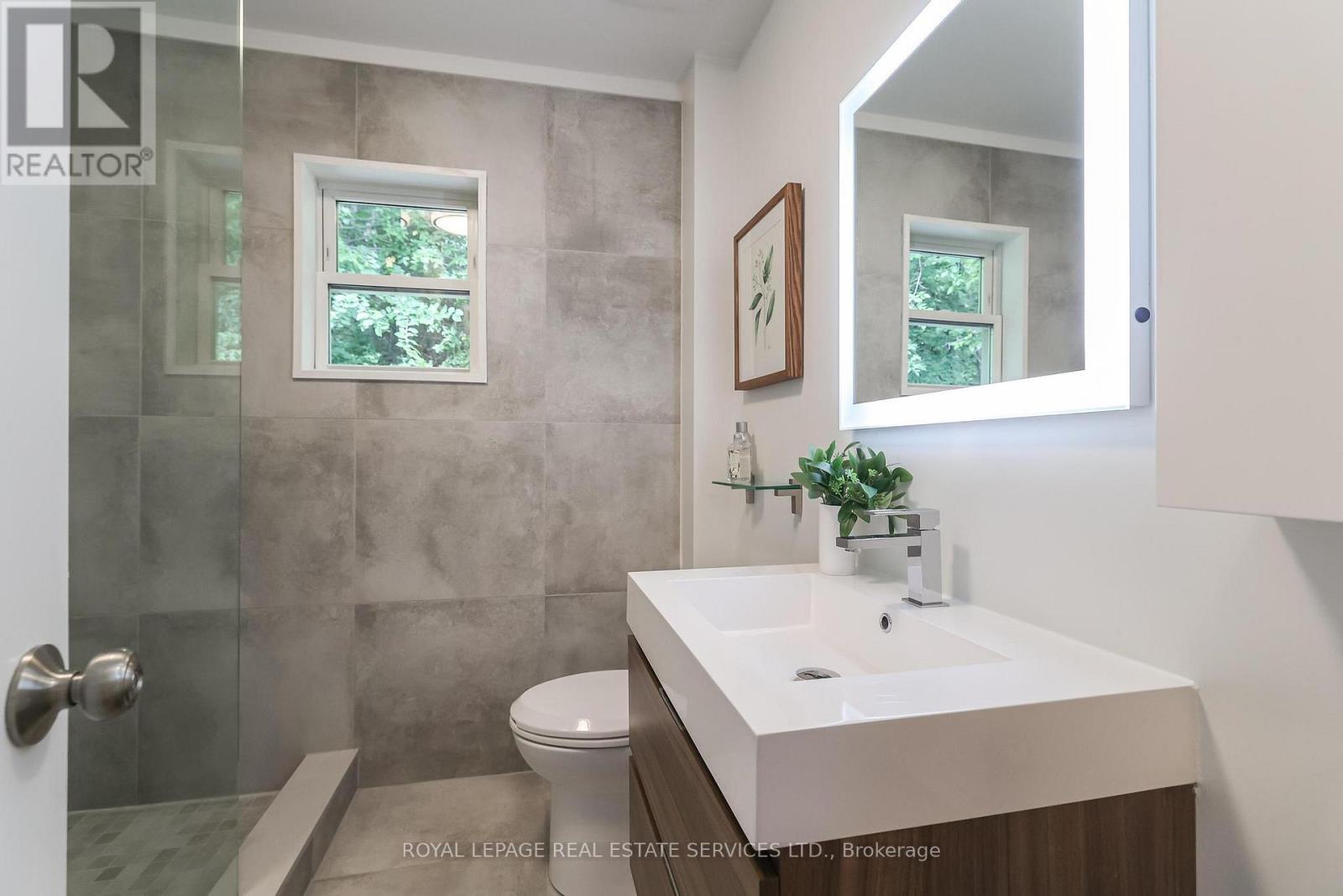618 Davenport Road, Toronto, Ontario  M5R 1K9 - Photo 20 - C12434703