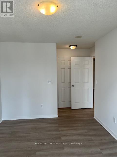 807 - 925 Bay Street, Toronto, Ontario  M5S 3L4 - Photo 15 - C12434705