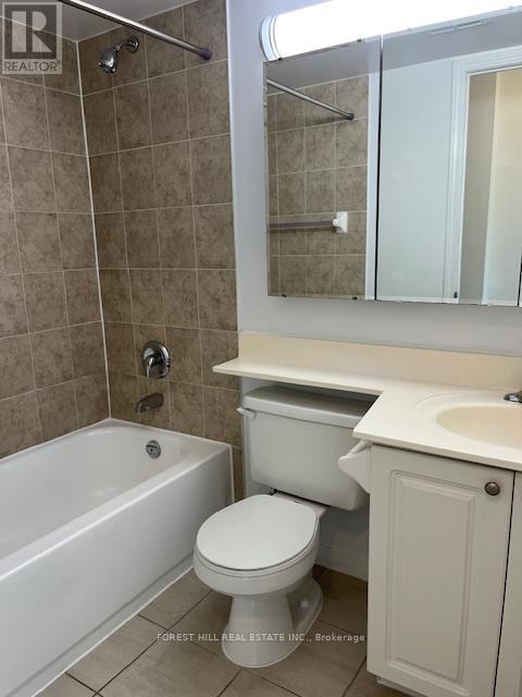 807 - 925 Bay Street, Toronto, Ontario  M5S 3L4 - Photo 20 - C12434705