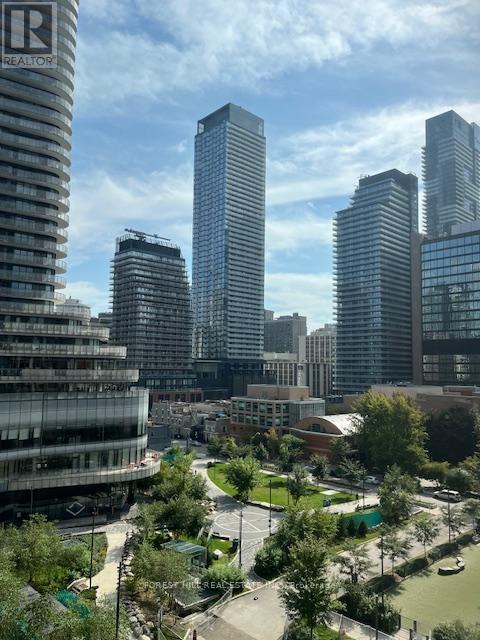 807 - 925 Bay Street, Toronto, Ontario  M5S 3L4 - Photo 28 - C12434705