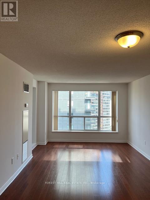 2505 - 925 Bay Street, Toronto, Ontario  M5S 3L4 - Photo 12 - C12434713