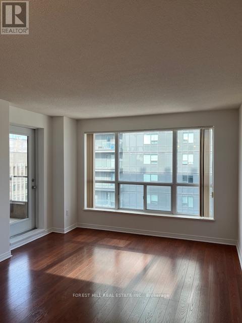2505 - 925 Bay Street, Toronto, Ontario  M5S 3L4 - Photo 13 - C12434713