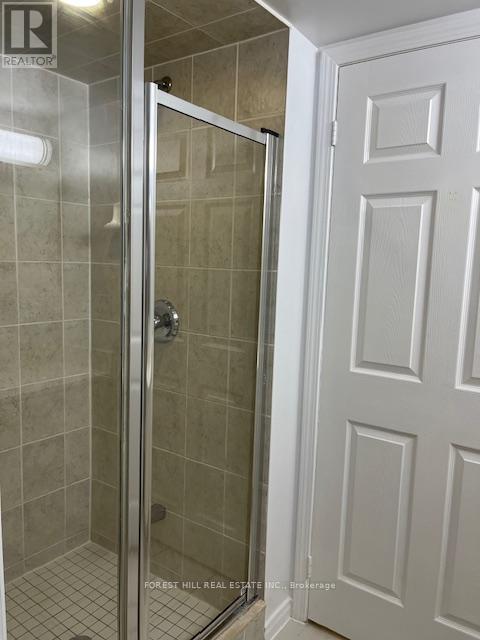 2505 - 925 Bay Street, Toronto, Ontario  M5S 3L4 - Photo 17 - C12434713