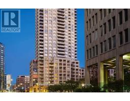 2505 - 925 BAY STREET, Toronto, Ontario
