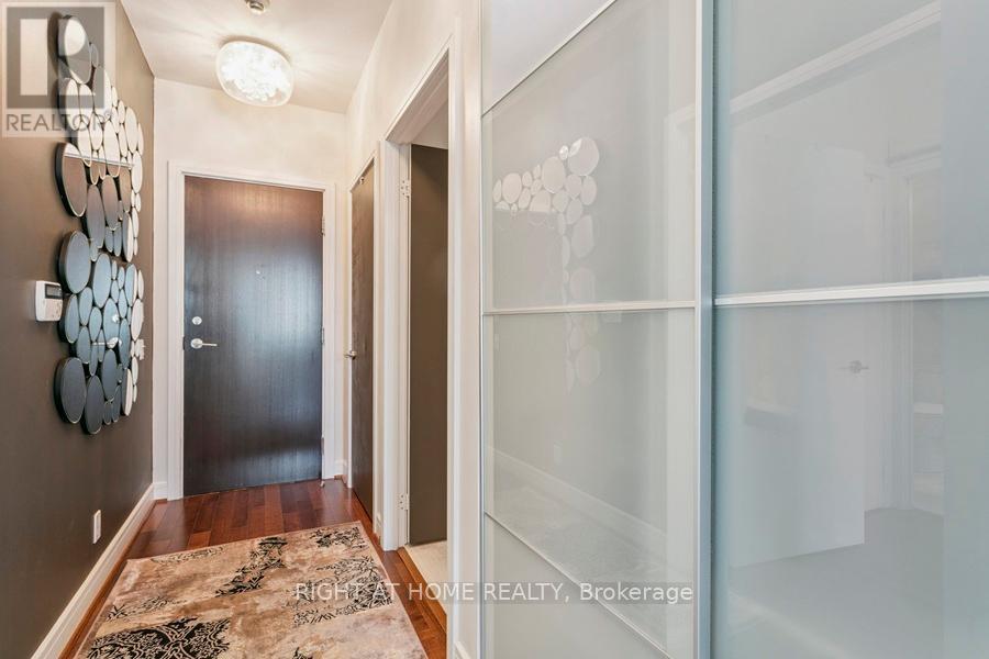 1204 - 112 George Street, Toronto, Ontario  M5A 2M5 - Photo 24 - C12434719