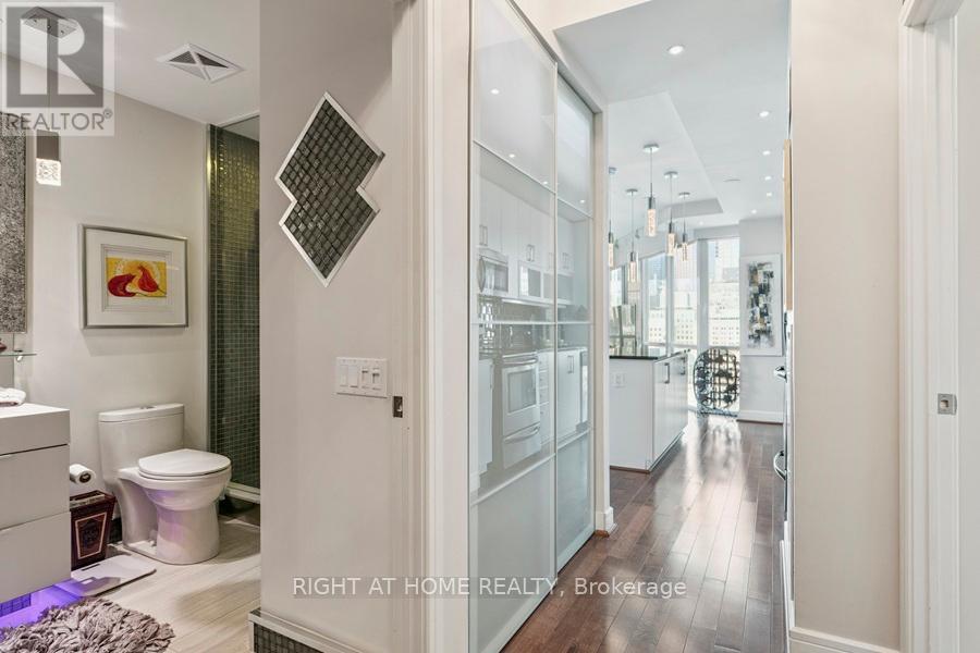 1204 - 112 George Street, Toronto, Ontario  M5A 2M5 - Photo 25 - C12434719